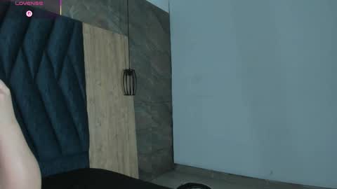 Snapshot of samy_grey01 chatting on November 16, 3:01 am S A M Y G R E Y online show from November 16, 3:01 am