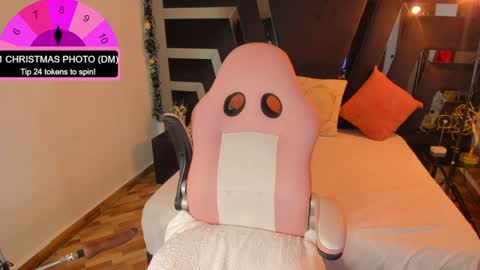 Find me at  when im offline here. online show from December 14, 3:07 am