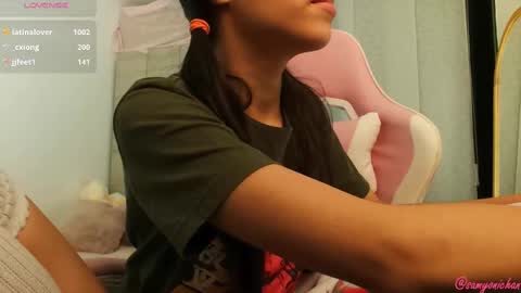 Snapshot of samyonichan chatting on December 11, 7:09 am Special show on 17 december and 23 UwU online show from December 11, 7:09 am