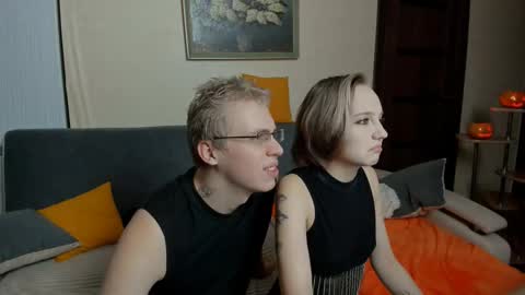 Snapshot of samyscott chatting on November 1, 9:22 am SamyScott online show from November 1, 9:22 am