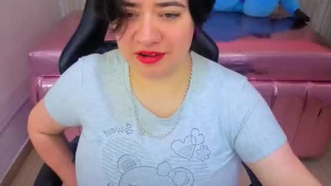 samythomas_t online show from February 12, 8:48 pm