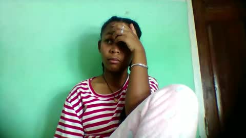 sandra1253099 online show from May 16, 6:43 am