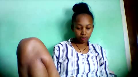 sandra1253099 online show from May 20, 6:52 am