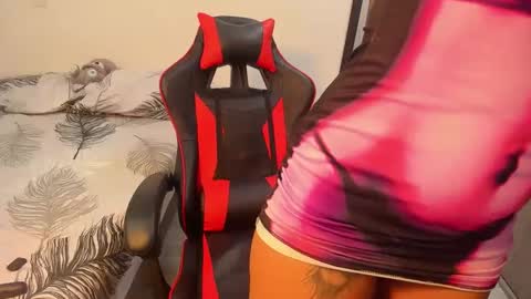 Snapshot of sandra_187 chatting on October 8, 1:47 am Sandra 187 online show from October 8, 1:47 am