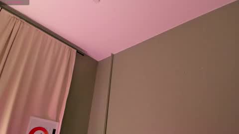 Snapshot of sandra__jackson chatting on December 3, 2:41 am sandra__jackson online show from December 3, 2:41 am