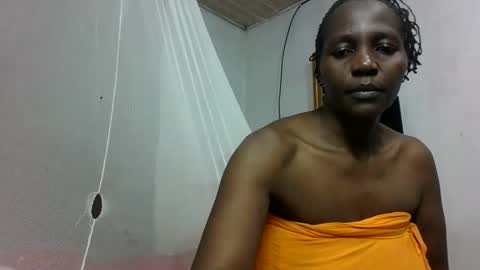 Snapshot of sandra_milly chatting on November 23, 4:18 pm sandra online show from November 23, 4:18 pm