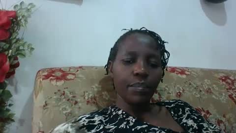 Snapshot of sandra_milly chatting on November 24, 4:56 am sandra online show from November 24, 4:56 am