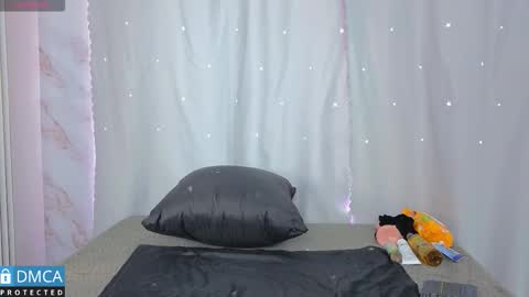 Sandra Rey online show from February 6, 7:06 pm