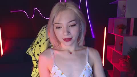 Snapshot of sandraboyl chatting on January 22, 1:20 am Sandy online show from January 22, 1:20 am