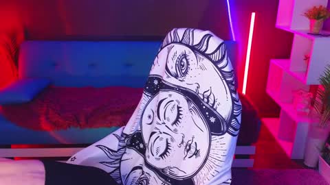 Snapshot of sandraboyl chatting on January 29, 1:05 am Sandy online show from January 29, 1:05 am