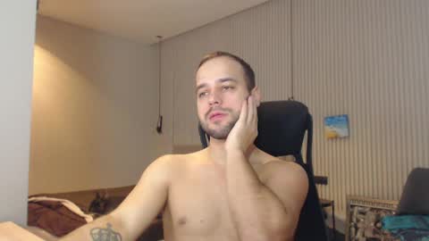 DeAlex online show from February 10, 9:47 am