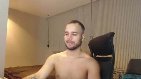 DeAlex online show from February 11, 10:15 am