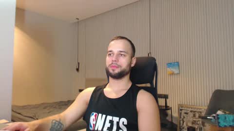 DeAlex online show from February 27, 7:15 pm