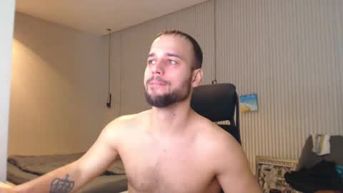 DeAlex online show from March 5, 1:50 pm