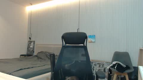 DeAlex online show from October 8, 9:18 am