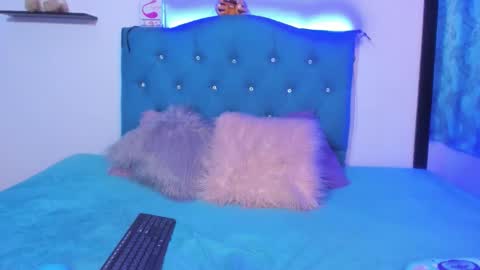 Snapshot of sandy_ass_69 chatting on November 4, 10:53 pm Sandy ass 69 online show from November 4, 10:53 pm