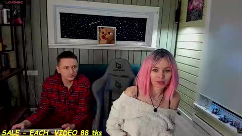 Sandy and Chris online show from January 10, 9:11 am