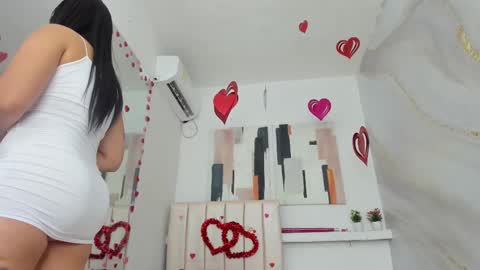 Snapshot of sandy_rivas chatting on February 14, 12:36 pm SAM online show from February 14, 12:36 pm