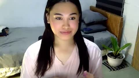 Snapshot of sangre_danaya chatting on September 17, 5:42 am DANAYA online show from September 17, 5:42 am