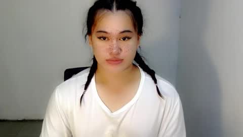 Snapshot of sangre_danaya chatting on November 15, 10:45 am DANAYA online show from November 15, 10:45 am