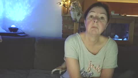 sanroom online show from November 18, 3:49 pm