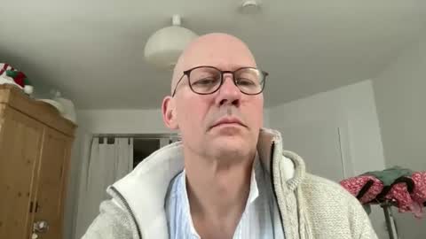 Snapshot of santaclausonice chatting on December 15, 12:09 pm santaclausonice online show from December 15, 12:09 pm