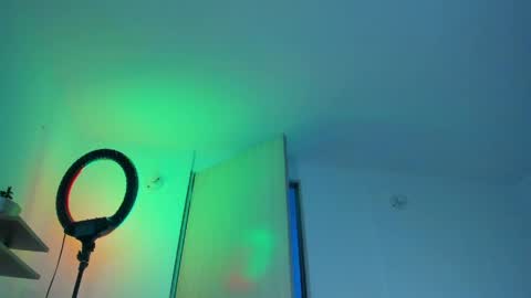 Santi Ferrer online show from April 21, 1:07 am