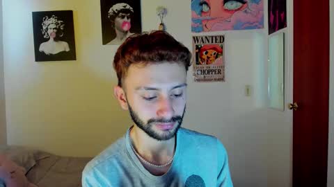 Snapshot of santi_mateo chatting on October 1, 4:02 pm Santi online show from October 1, 4:02 pm