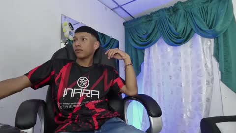 Thiago online show from March 11, 2:54 am