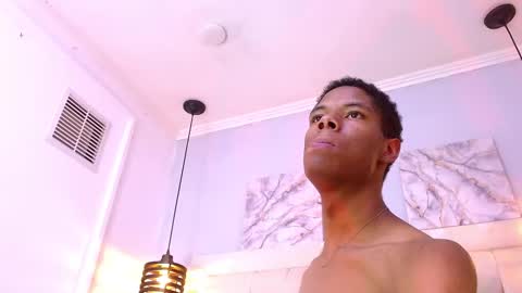 Santiiiiii  online show from March 10, 7:30 pm