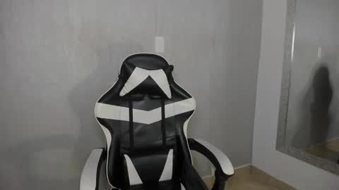 Julius Novachrono  online show from October 21, 7:47 pm