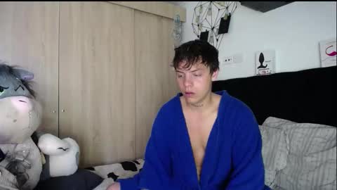 Snapshot of santii_rose chatting on November 6, 10:10 pm Santii online show from November 6, 10:10 pm