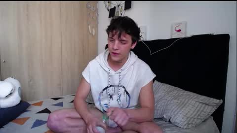 Snapshot of santii_rose chatting on November 12, 10:30 pm Santii online show from November 12, 10:30 pm