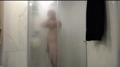 Snapshot of santii_rose chatting on November 21, 10:52 pm Santii online show from November 21, 10:52 pm