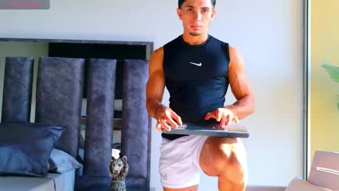 Santiago Seans online show from February 11, 1:16 pm