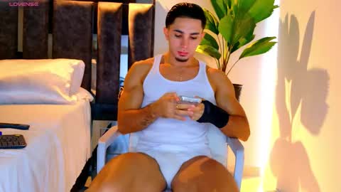 Santiago Seans online show from March 6, 1:18 pm