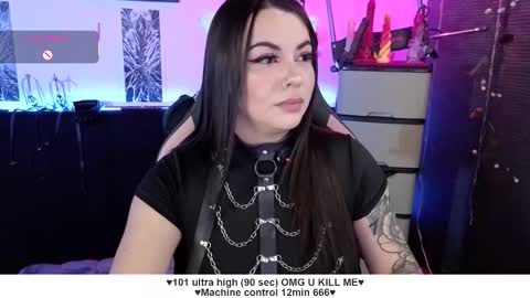 Snapshot of santos_liah chatting on November 13, 3:11 pm Liah Santos online show from November 13, 3:11 pm