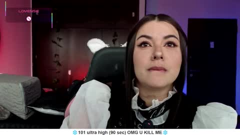 Snapshot of santos_liah chatting on December 15, 12:31 pm Liah Santos online show from December 15, 12:31 pm