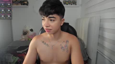 Mr. Santiago online show from February 28, 1:45 pm