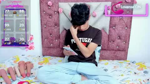 Santiago Carrington online show from March 7, 8:55 pm