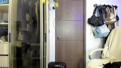 kitty online show from January 25, 4:13 am