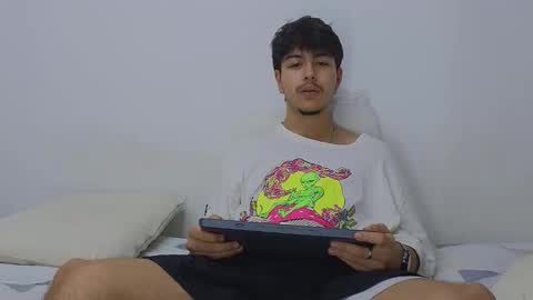 santybig18 online show from November 14, 5:17 am