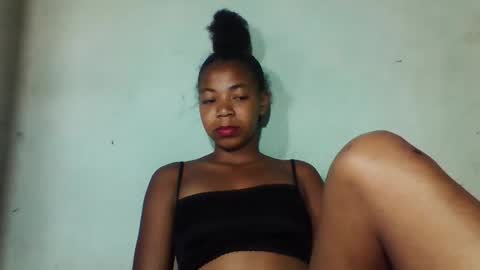 sanyah0123 online show from December 4, 10:35 am