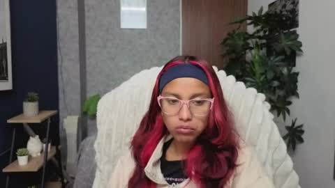 Snapshot of saphiire_ chatting on April 28, 1:38 pm saphi online show from April 28, 1:38 pm