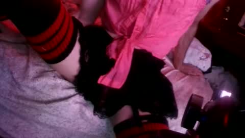 Snapshot of saphirrr81 chatting on March 4, 1:44 am saphirrr81 online show from March 4, 1:44 am