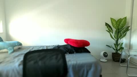 Snapshot of sapphir3xoxo chatting on September 26, 1:59 pm sapphir3xoxo online show from September 26, 1:59 pm