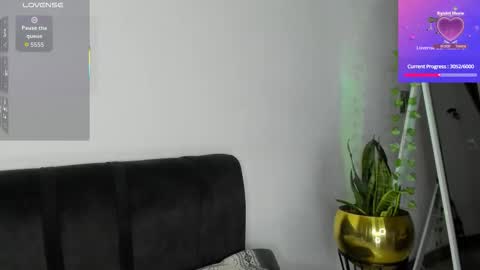 Snapshot of sapphire_fire chatting on November 30, 8:29 am steph online show from November 30, 8:29 am