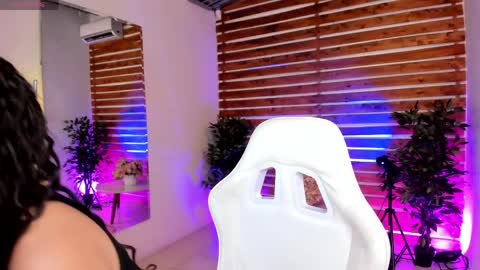 Valerin online show from April 8, 2:00 am