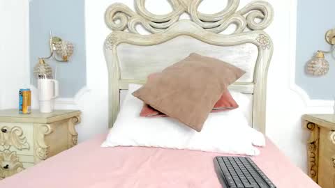 Sara online show from September 22, 3:52 am