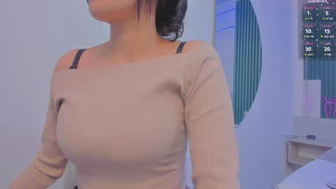 sara allenx online show from January 28, 11:38 am